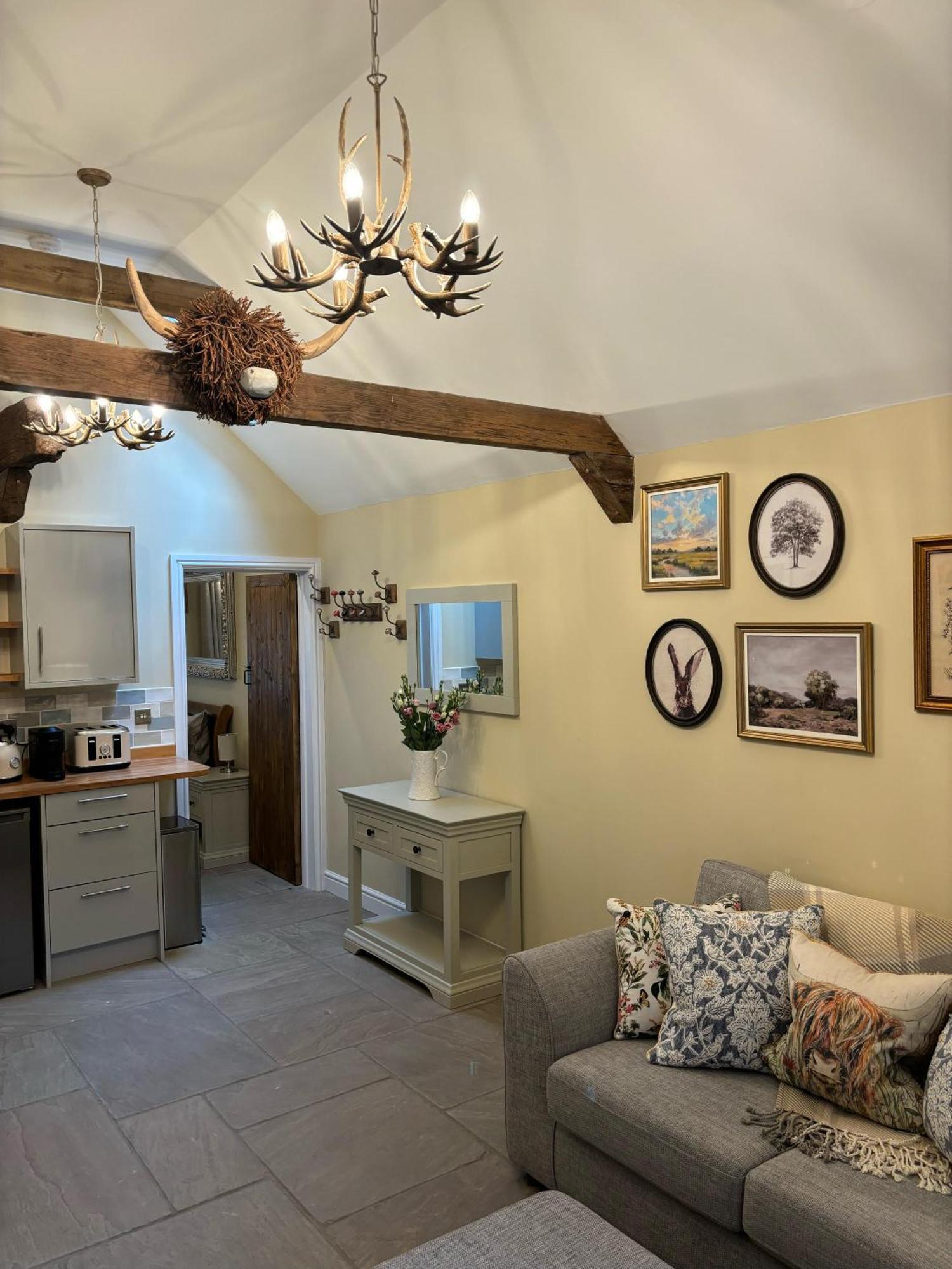 צ'יפנהאם Mulberry House Farm Mulberry Lodge מראה חיצוני תמונה